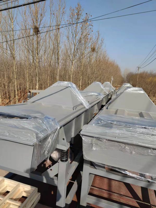 專車發貨：溫州客戶訂購8臺1540直線篩