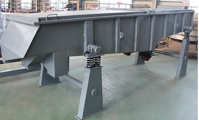 石英砂直線振動(dòng)篩快速篩分分級(jí)！ 