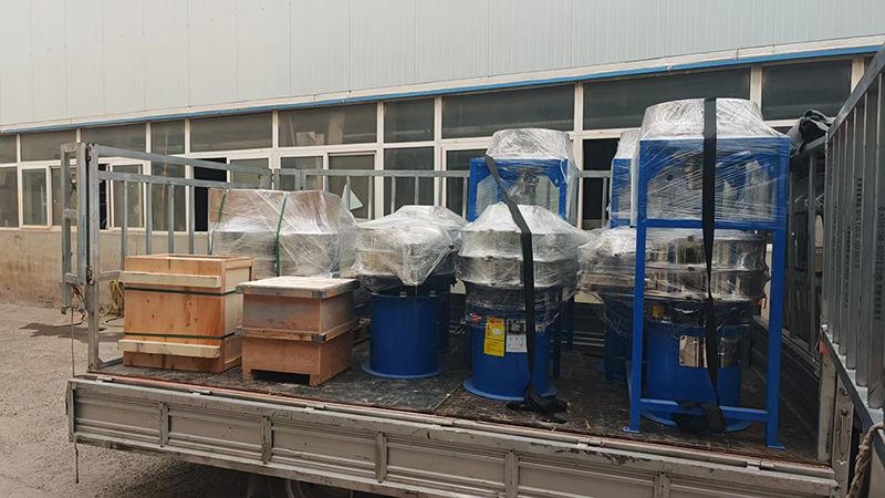 6套超聲波篩分、輸送、提升一體式機械發貨